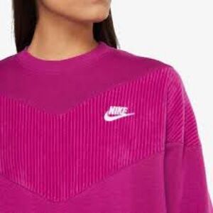 Women Nike  Sweatshirt xl W NSW HRTG CREW VELOUR
N